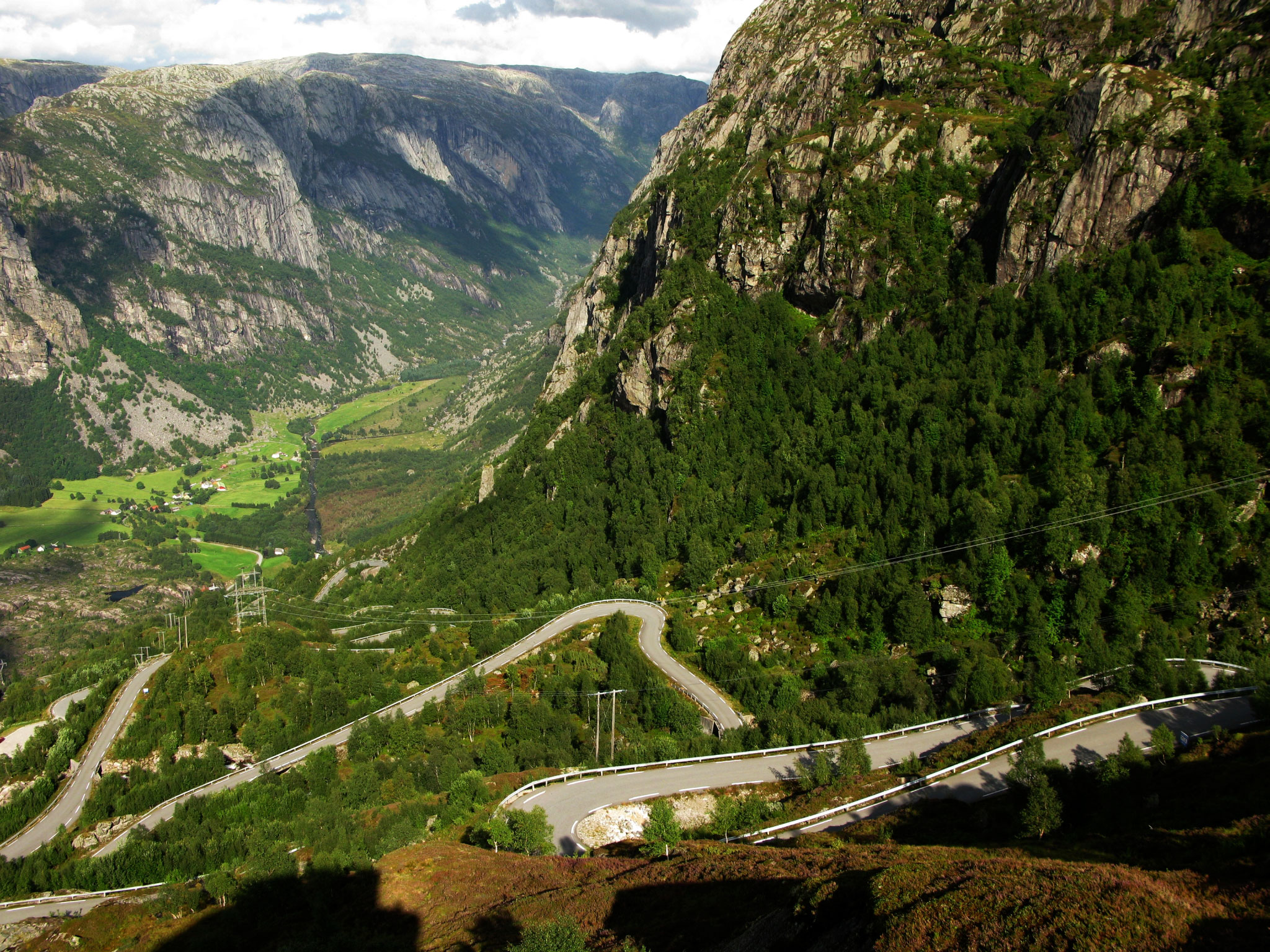 Lysebotn